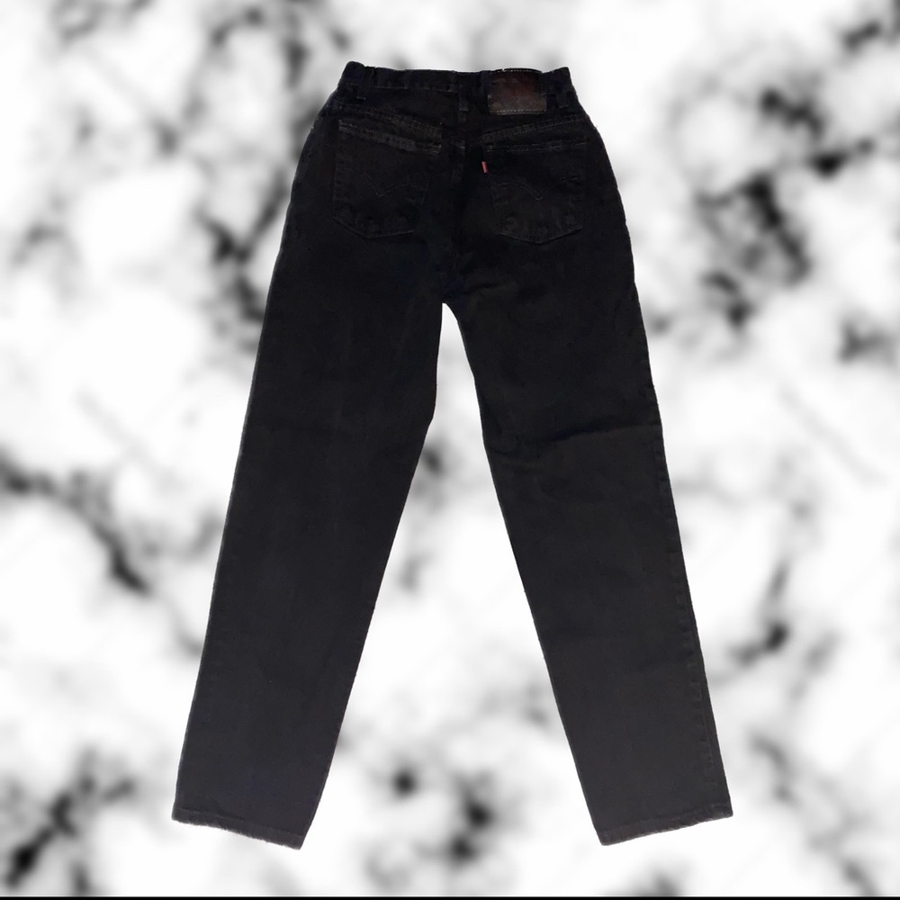 Levi’s 90s women’s 550 relaxed fit tapered leg size 6 regular length black